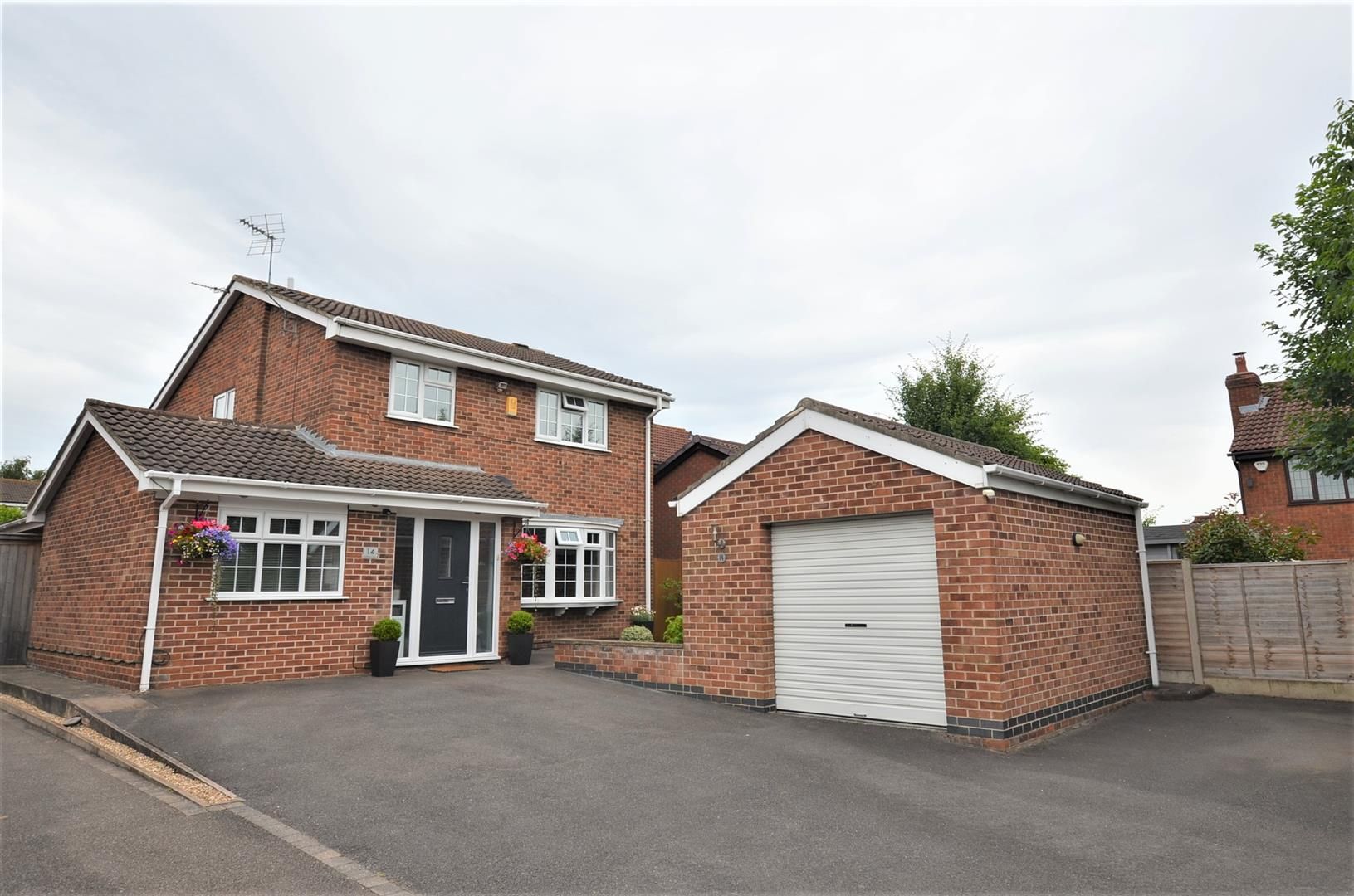 4 bed detached house for sale in Skiddaw Drive, Mickleover, Derby DE3