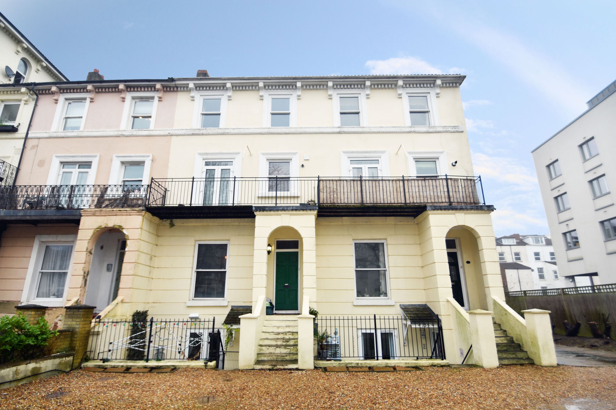 2 bed flat to rent in Clarendon Road, Southsea, Hampshire PO4 Zoopla