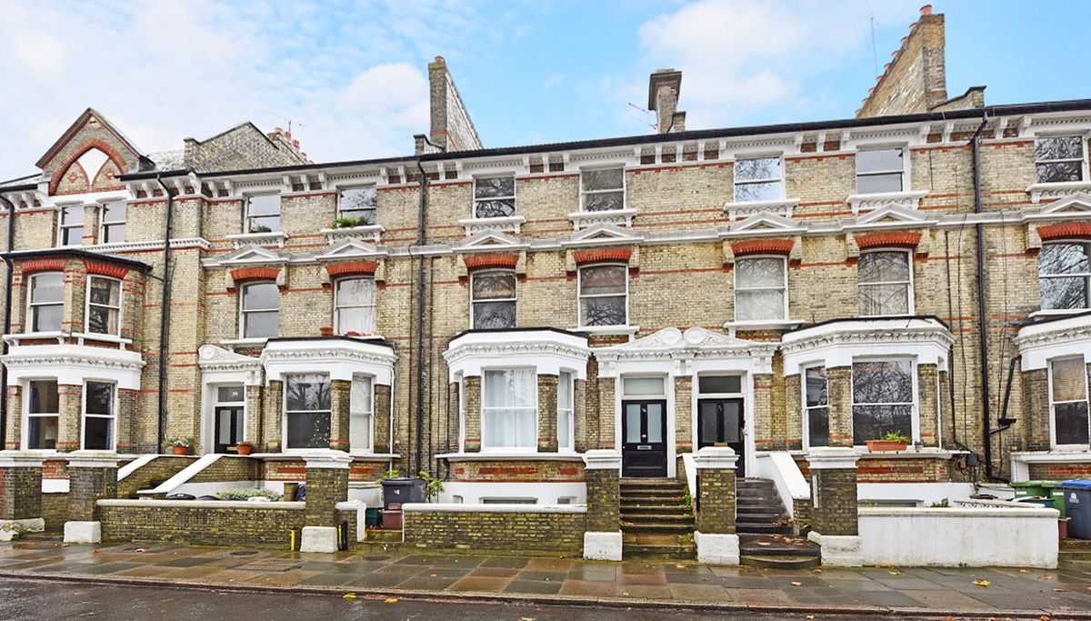 2 bed flat for sale in St. Andrews Square, Surbiton KT6 Zoopla