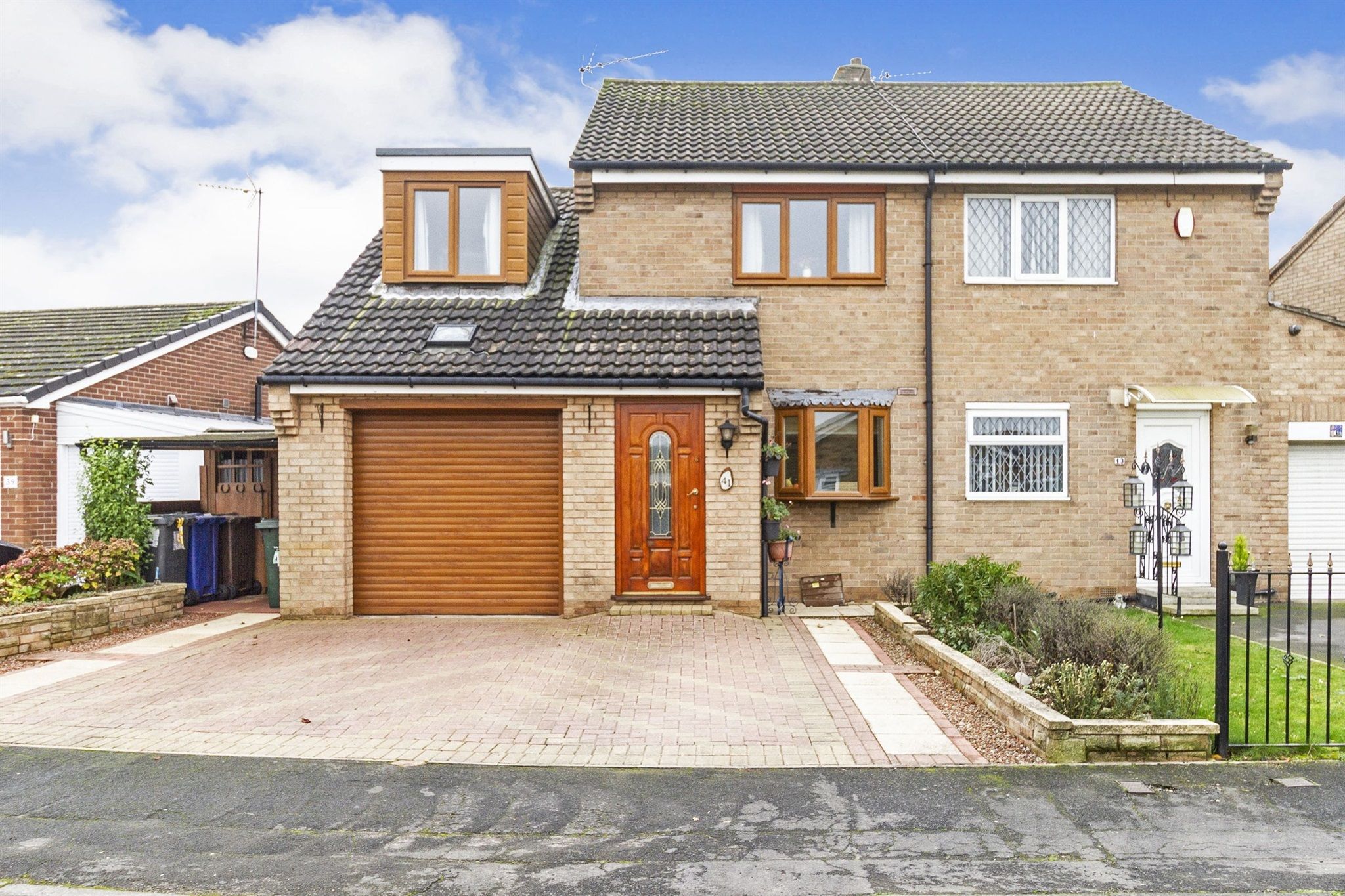 3 bed semidetached house for sale in Dane Avenue, Thorpe Willoughby
