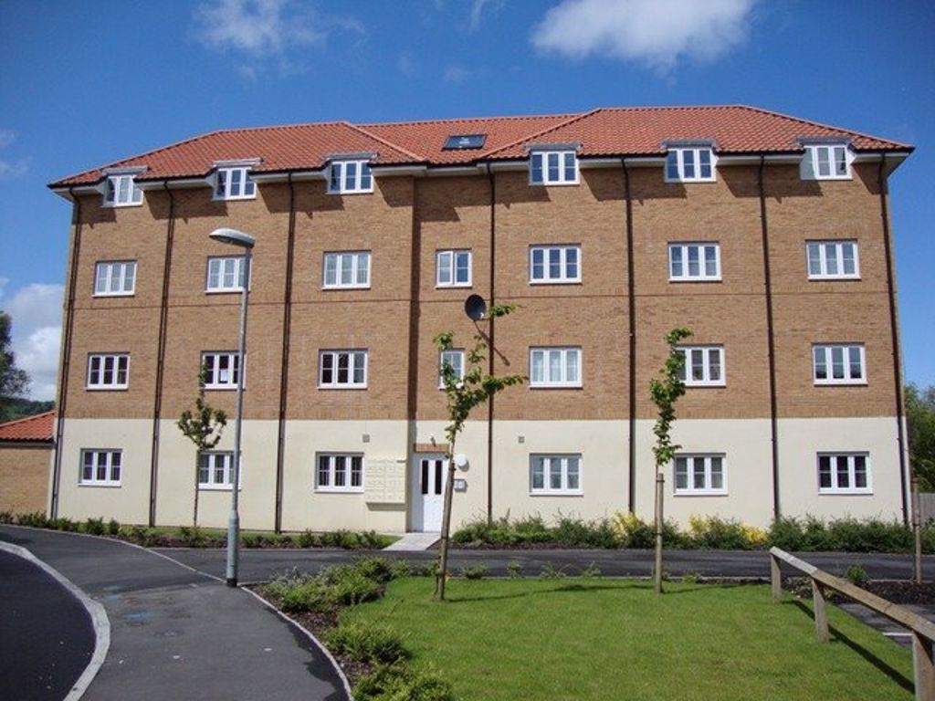 2 bed flat to rent in Blaen Bran Close, Cwmbran NP44 Zoopla