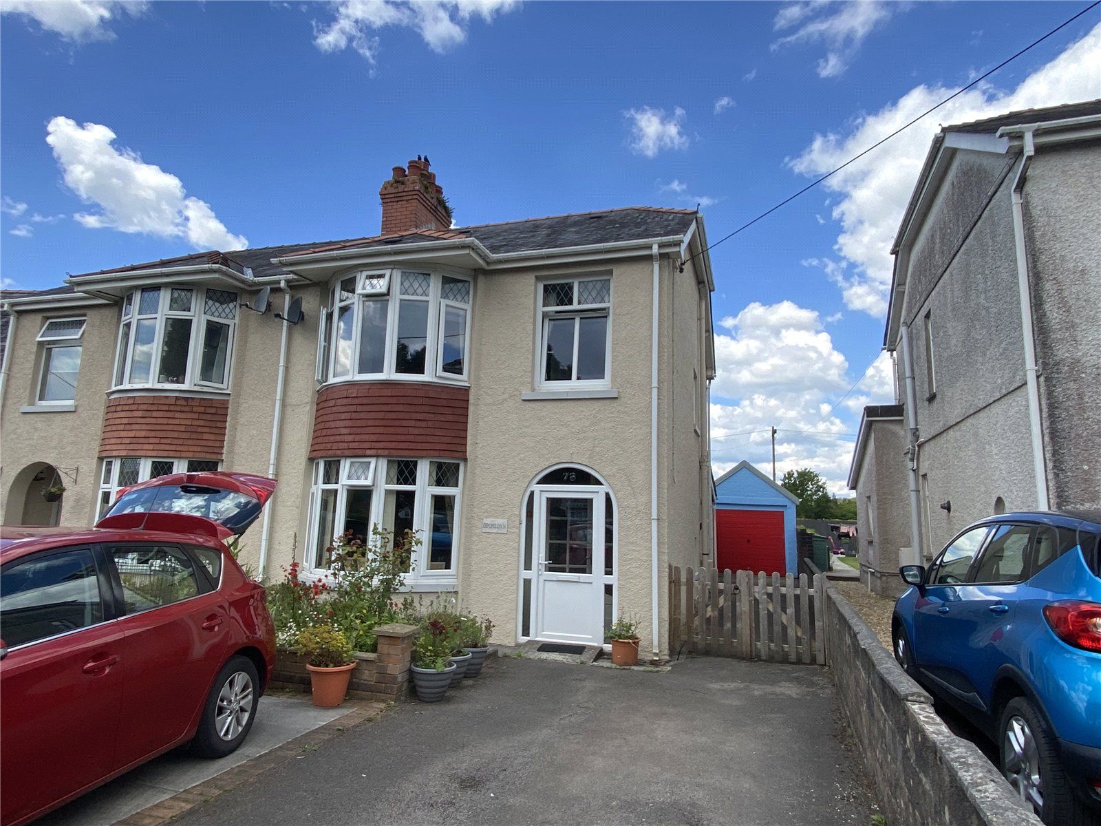 3 bed semidetached house for sale in Llandybie Road, Rhydaman