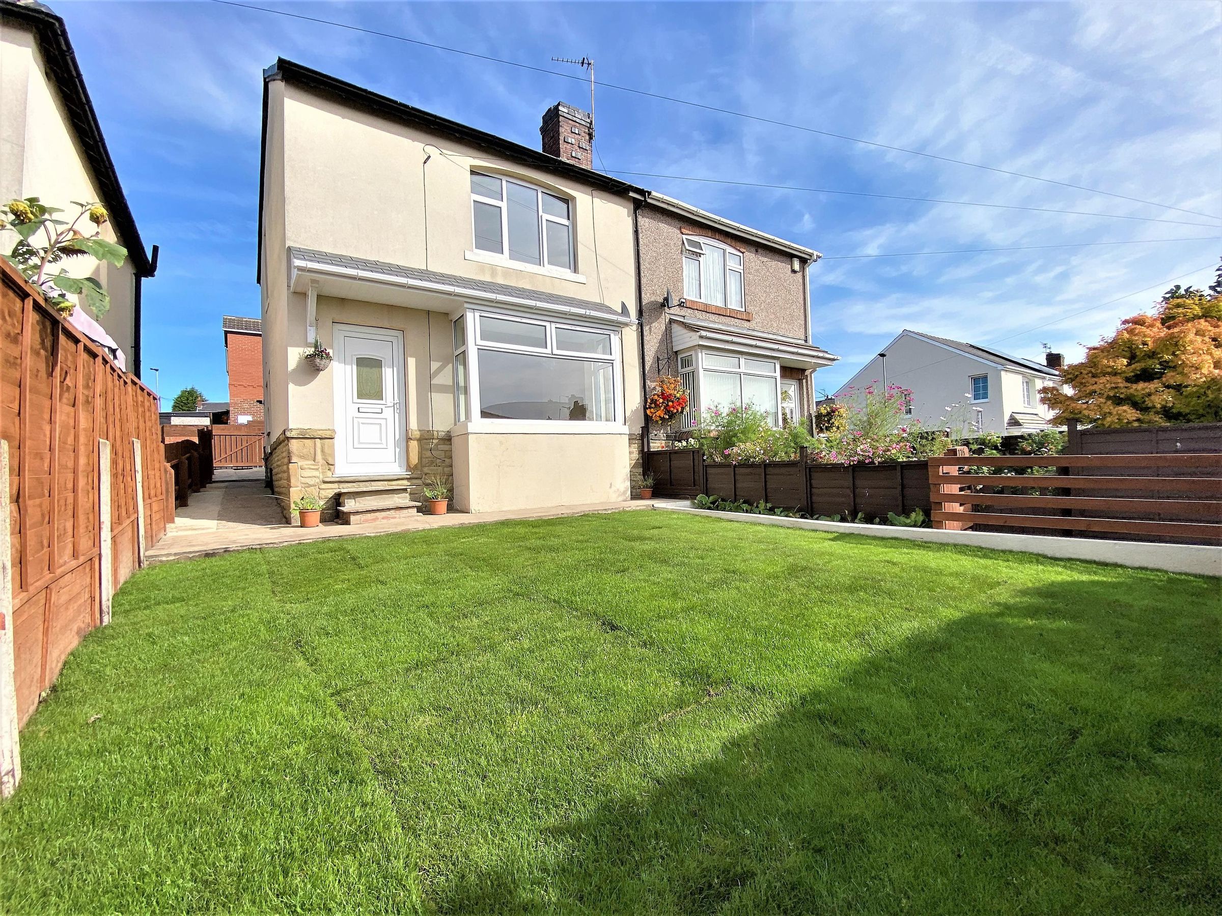 3 bed semidetached house for sale in High Street, Goldthorpe