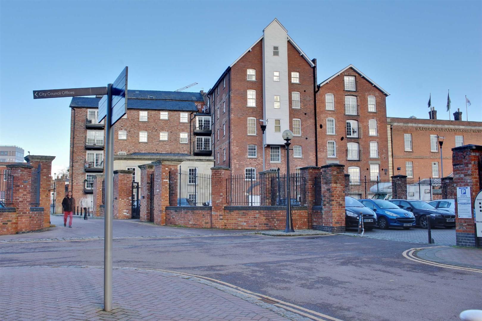 Pridays Mill, Commercial Road, Gloucester Docks GL1