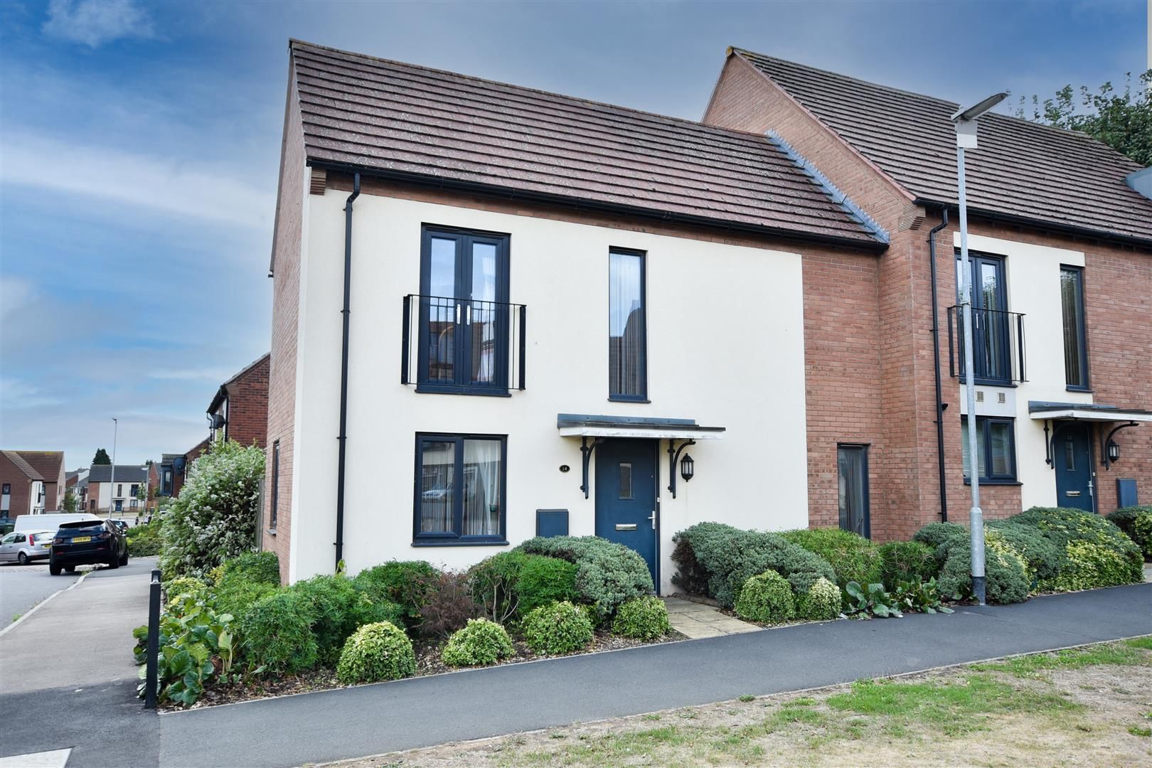 3 bed end terrace house for sale in Neptune Road, Wellingborough NN8