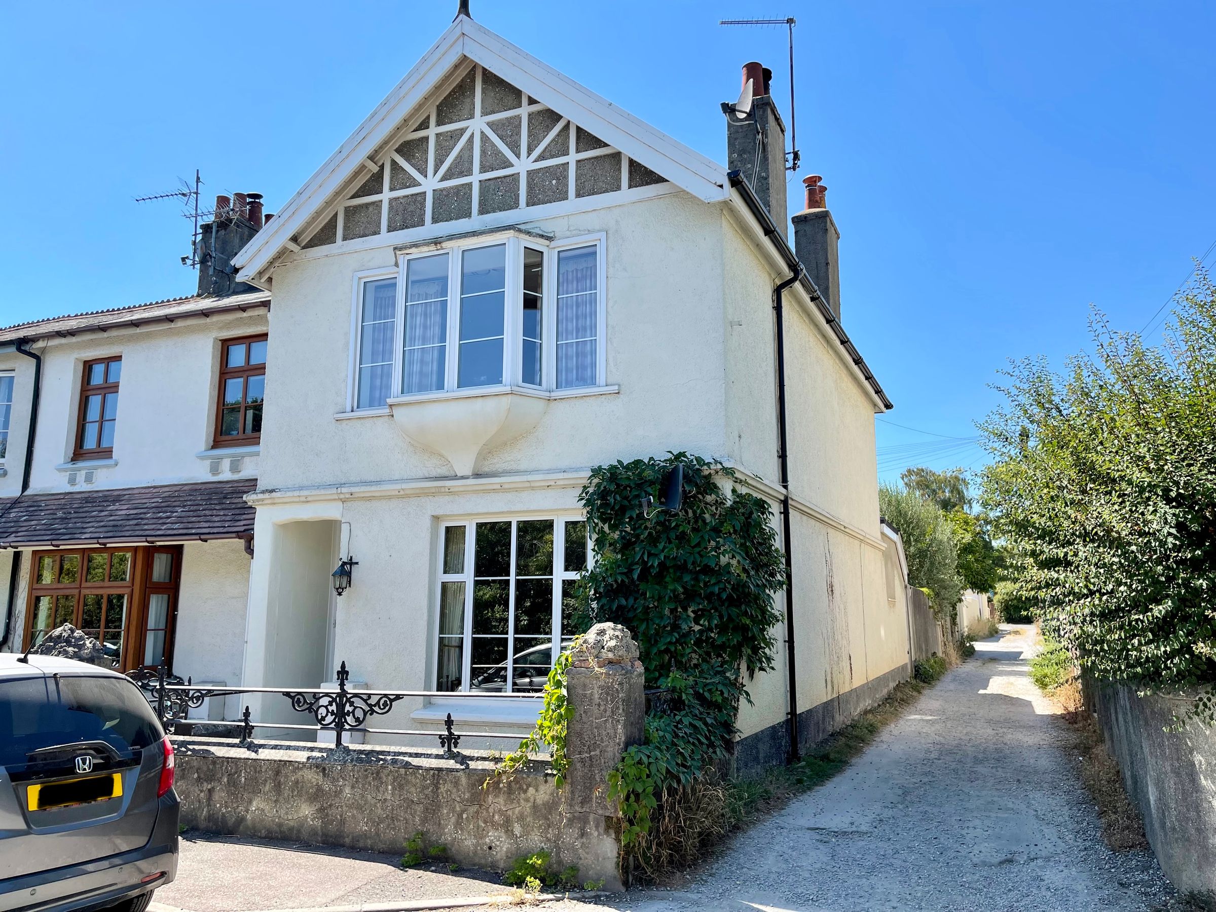 2 bed end terrace house for sale in Blenheim Terrace, Bovey Tracey