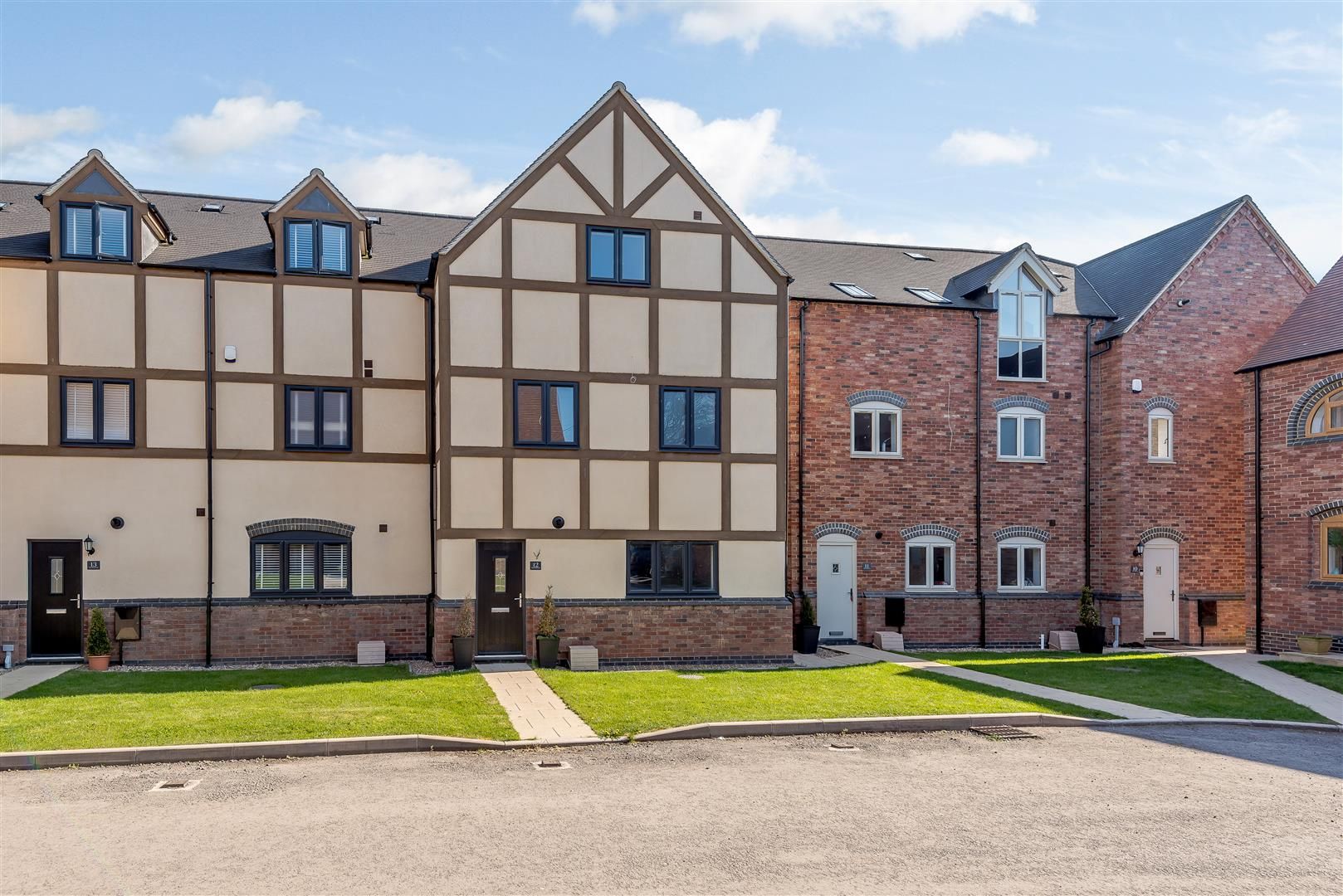 5 bed property for sale in Malkins Way, Coleshill, Birmingham B46 Zoopla