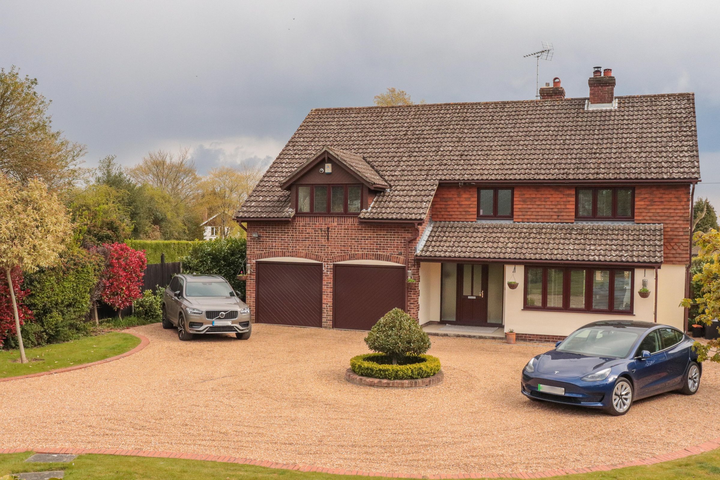 4 bed detached house for sale in Angley Road, Cranbrook TN17 Zoopla