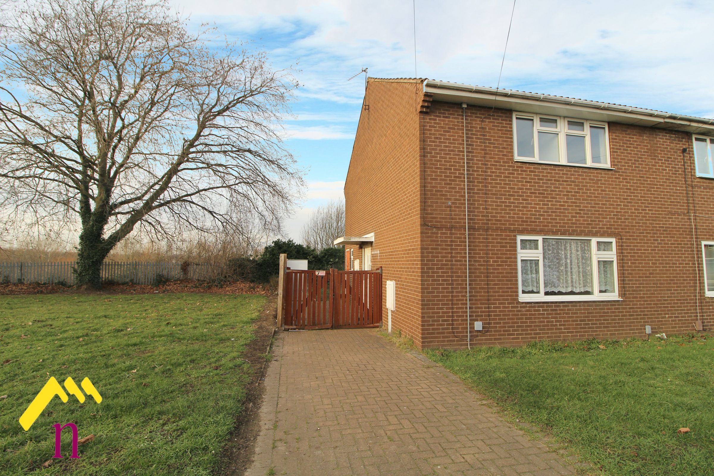 3 bed semidetached house for sale in Old Hexthorpe, Hexthorpe