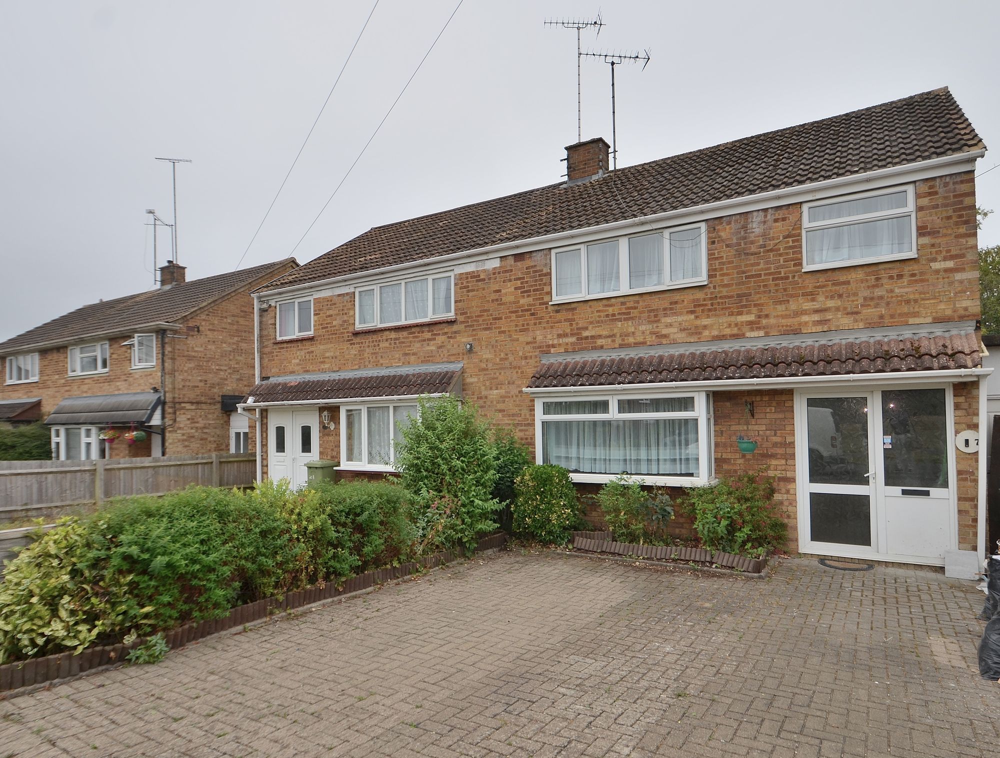3 bed semidetached house to rent in Ludlow Close, Bletchley MK3 Zoopla