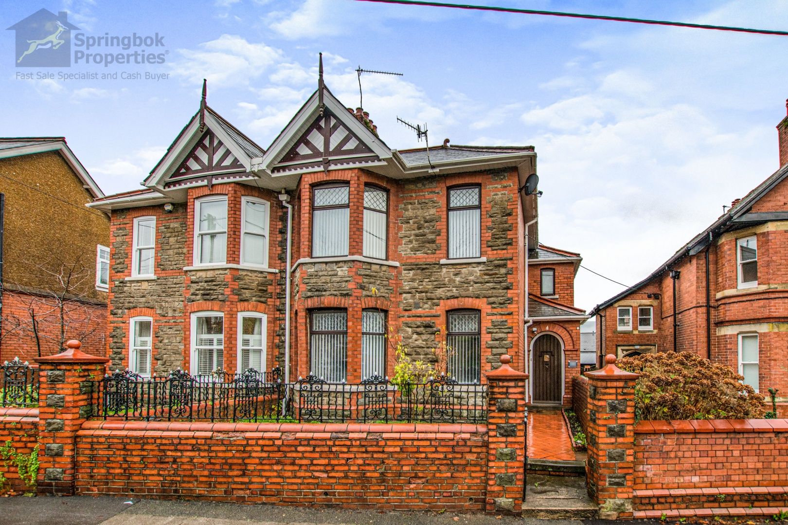 4 bed semidetached house for sale in Sunnybank Road, Griffithstown, Pontypool, Gwent NP4 Zoopla