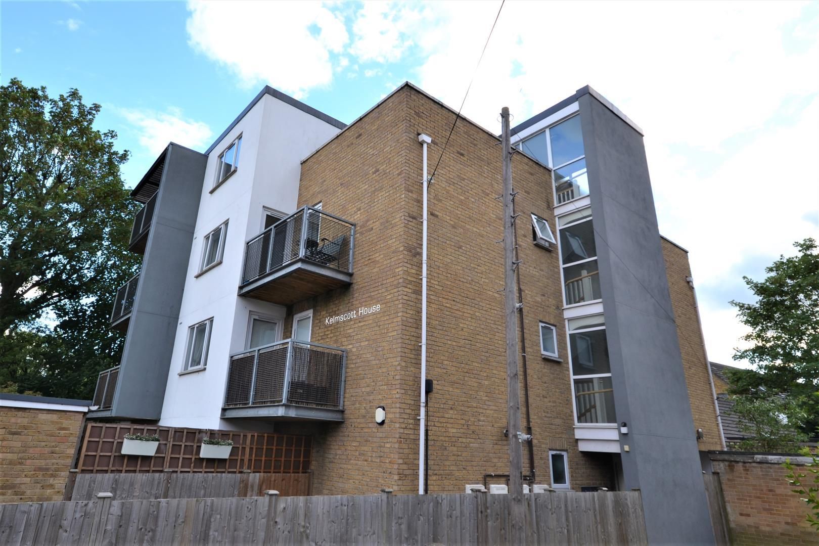 1 bed flat to rent in Abbey Road, London SW19 Zoopla