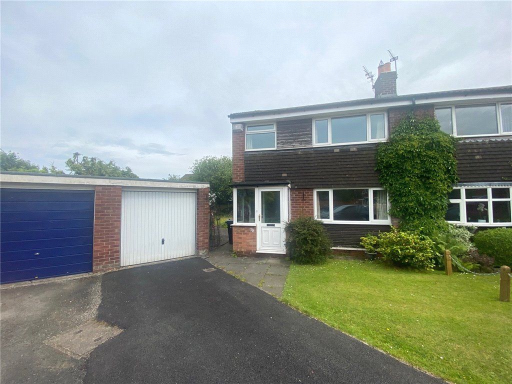 3 bed semidetached house for sale in Hewitt Grove, Wincham, Northwich
