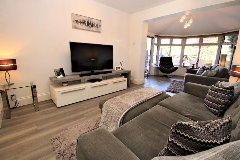 4 bed semidetached house for sale in Greenside Drive, Greenmount, Bury