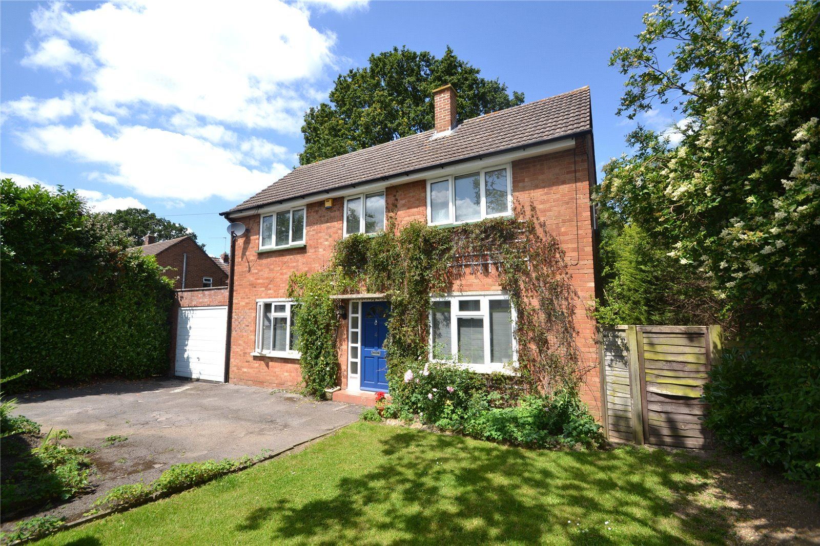 Herons Way, Wokingham, Berkshire RG40  
