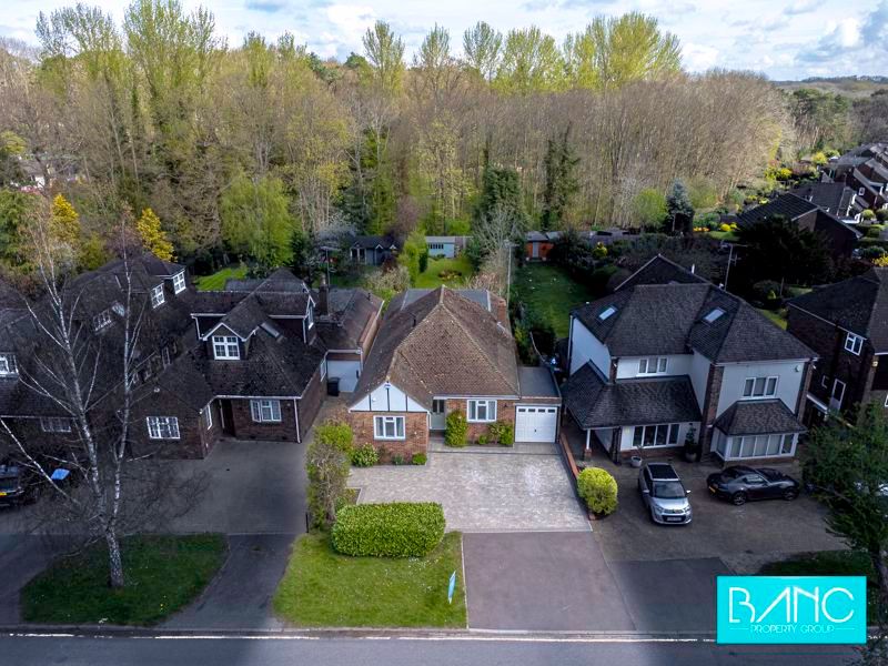 3 bed detached bungalow for sale in Tolmers Road, Cuffley, Potters Bar