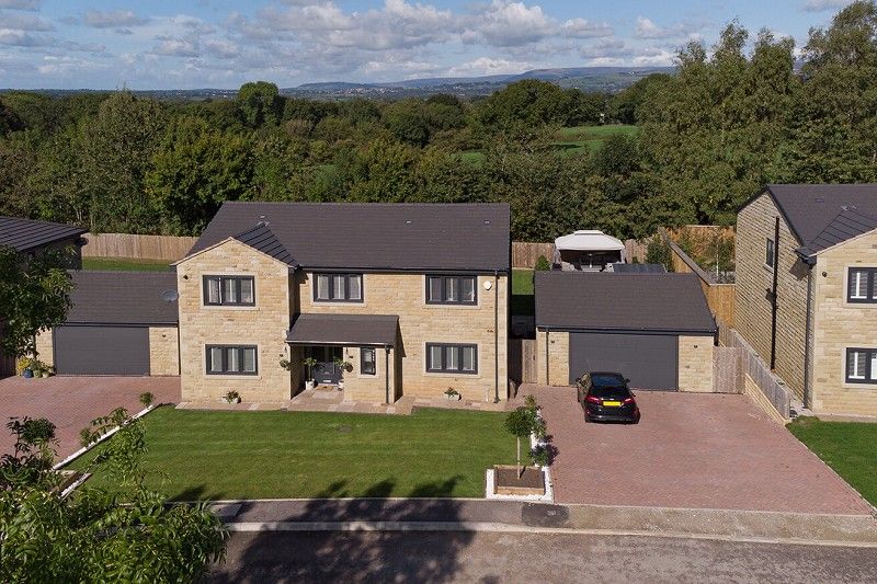 4 bed detached house for sale in Whalley Road, Mellor Brook, Lancashire