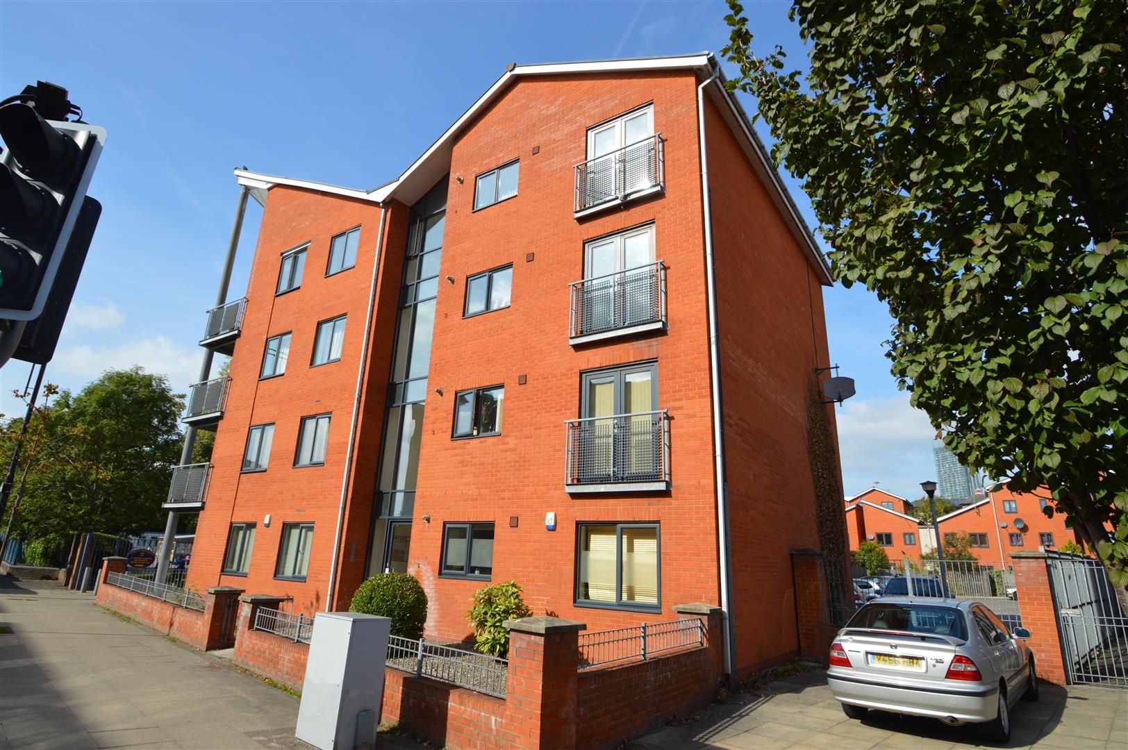2 bed flat to rent in 48 Stretford Road, Hulme, Manchester M15 Zoopla