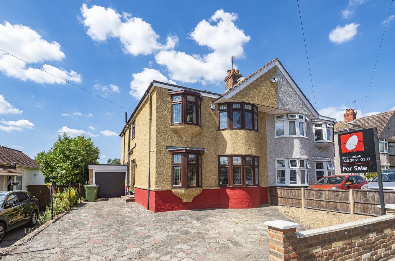 5 bed semidetached house for sale in Marlborough Park Avenue, Sidcup