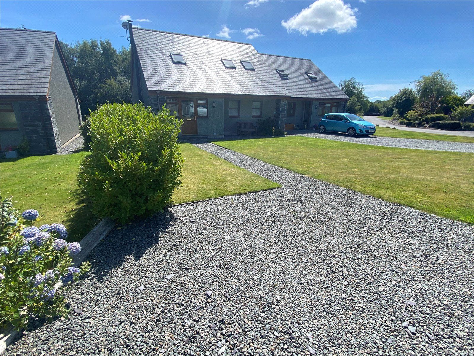 2 bed semidetached house for sale in Eurach Park, Llanddaniel