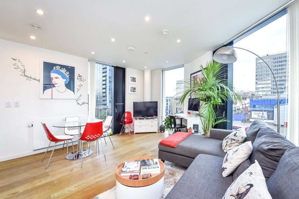 The Pavilion, Elephant amp Castle SE1  