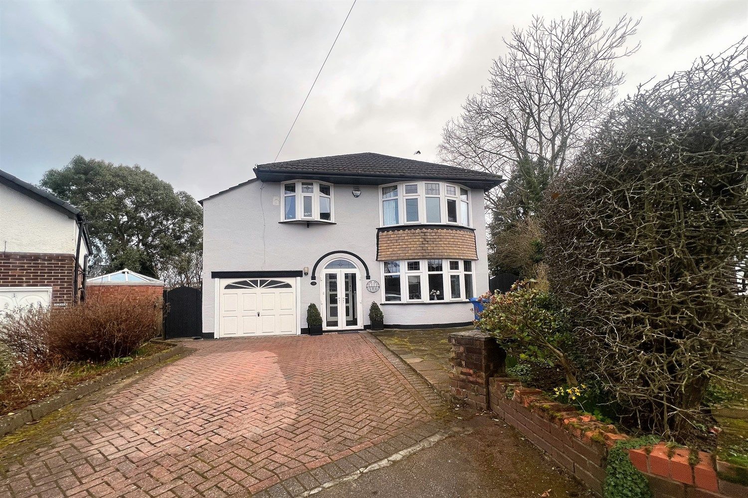 4 bed detached house for sale in Dale Avenue, Bramhall, Stockport SK7