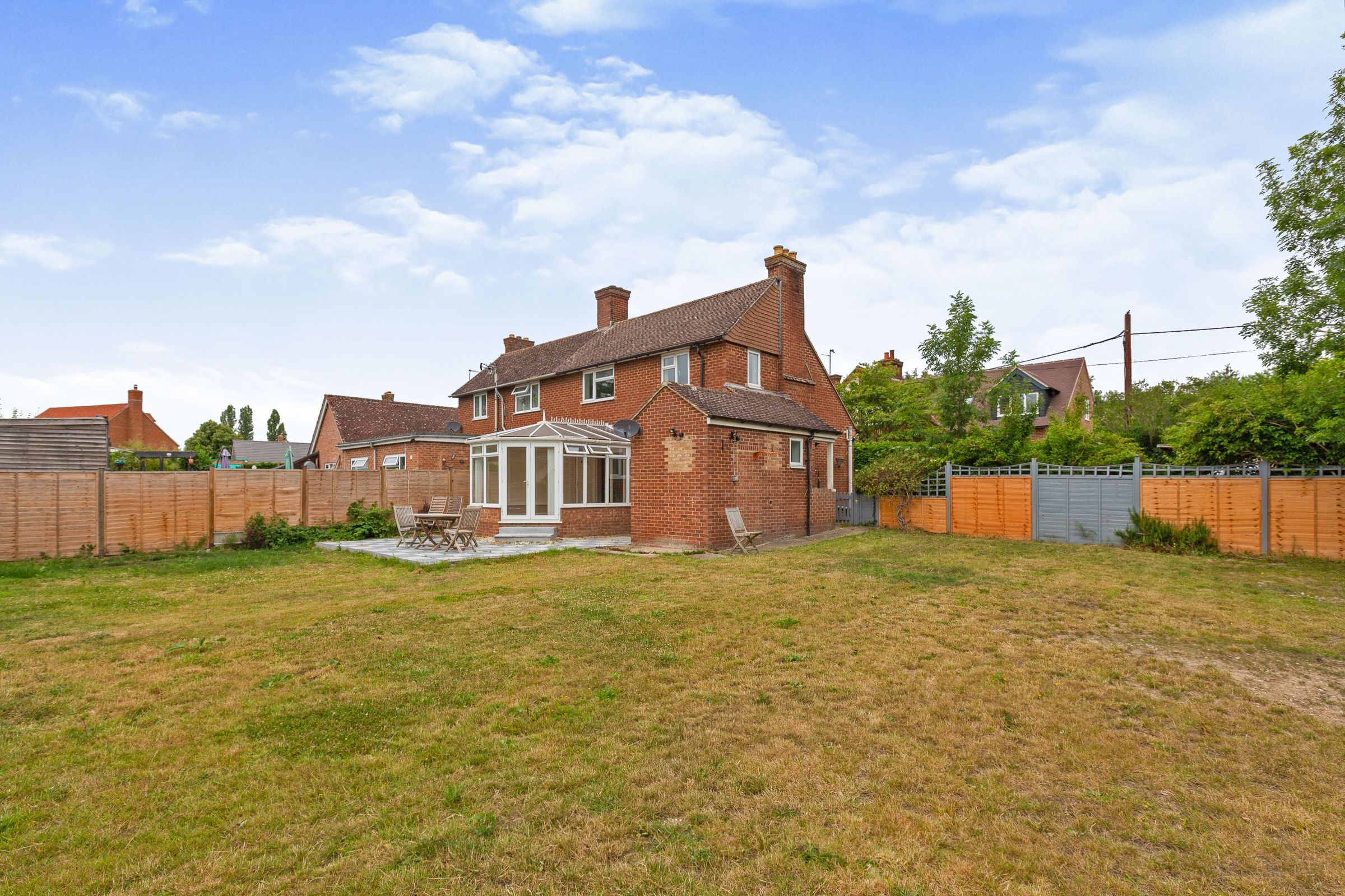 3 bed semidetached house for sale in Church Lane, Wallingford OX10