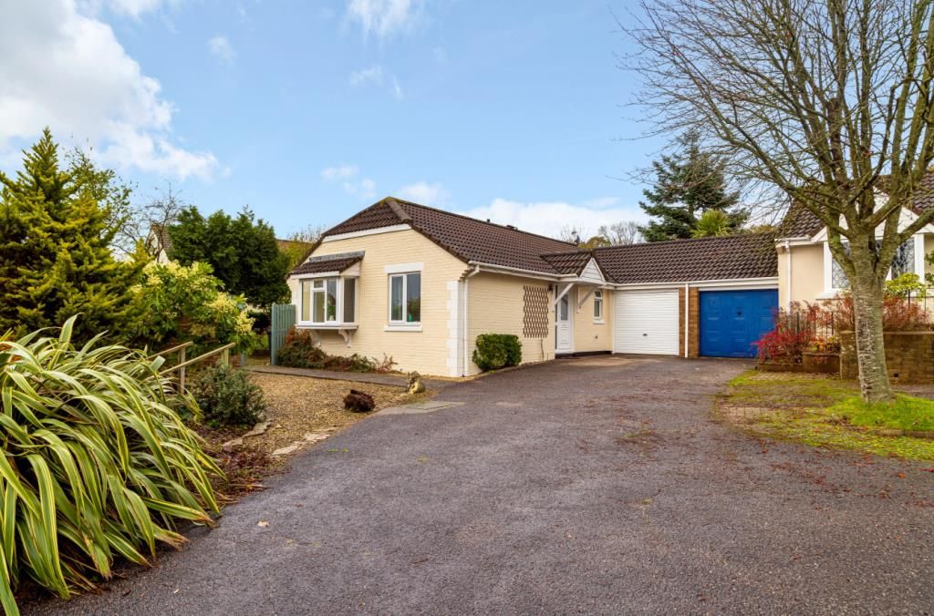 3 bed bungalow for sale in Hatcher Close, Honiton, Devon EX14 Zoopla