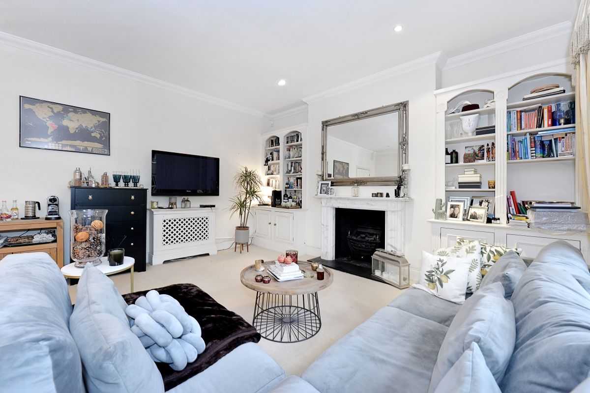 2 bed flat to rent in St. Square, London SW1V Zoopla