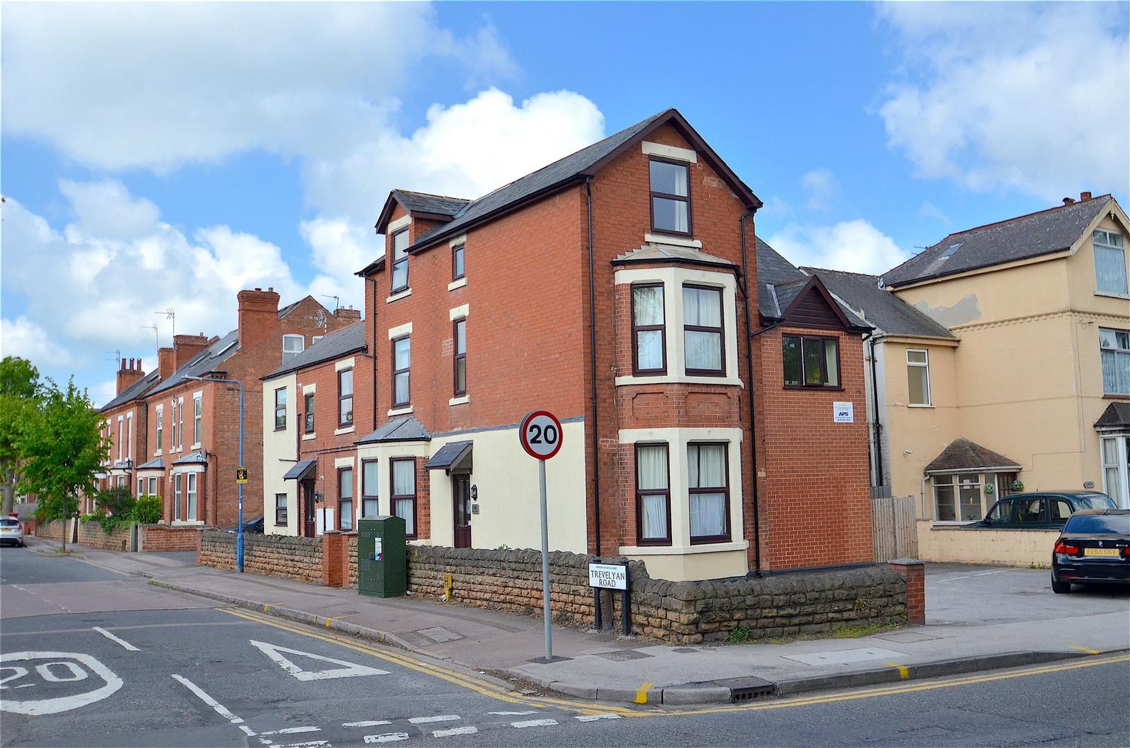 1 bed flat to rent in Radcliffe Road, West Bridgford, Nottingham NG2