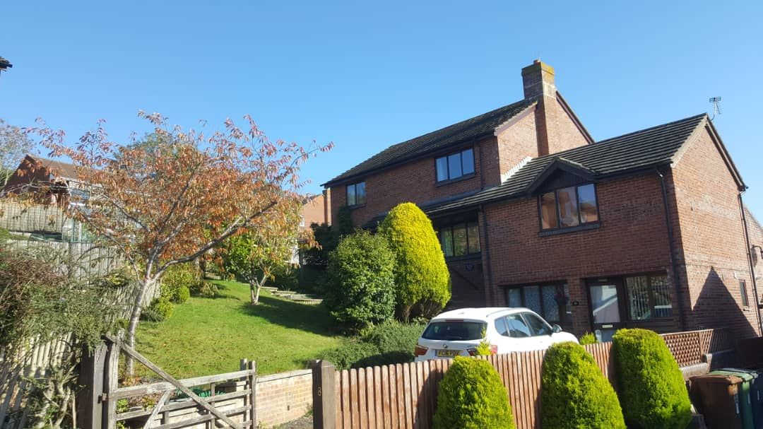 1 bed semidetached house to rent in Valley Park Close, Pennsylvania