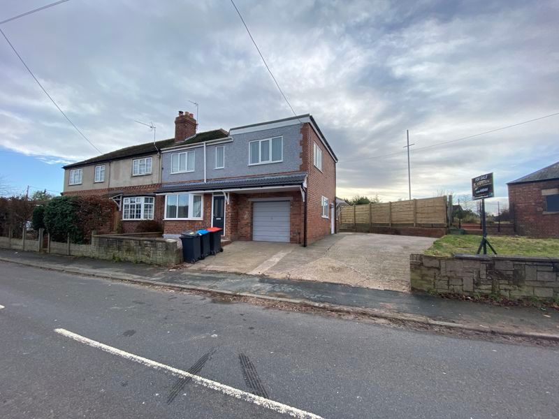 4 bed semidetached house for sale in Wallerscote Road, Weaverham CW8
