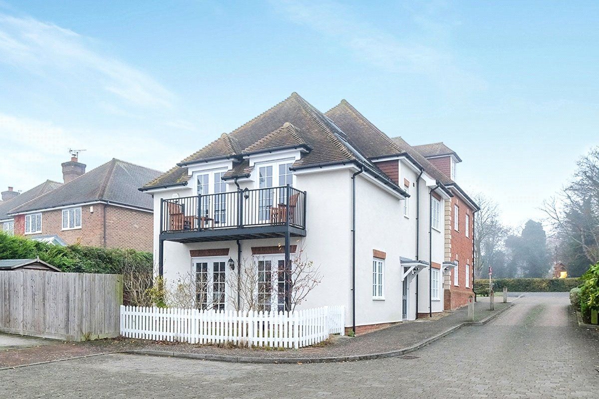 2 bed flat to rent in bs Orchard, Matfield, Tonbridge, Kent TN12