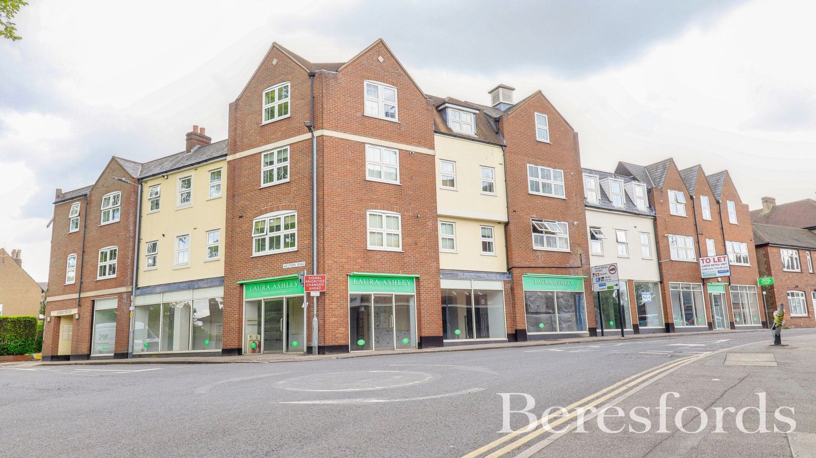 Stone Yard, Western Road CM14  