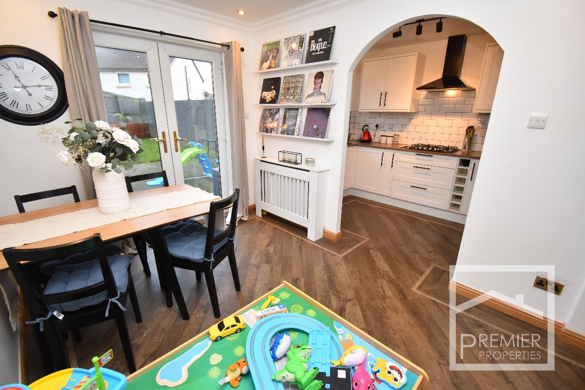 3 bed semidetached house for sale in Sikeside Place, Coatbridge ML5