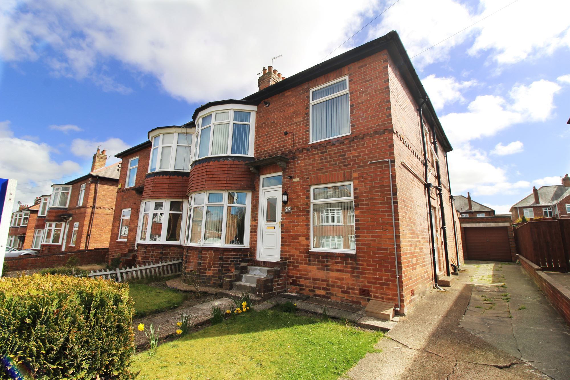 2 bed flat for sale in Ovington Grove, Fenham, Newcastle Upon Tyne NE5