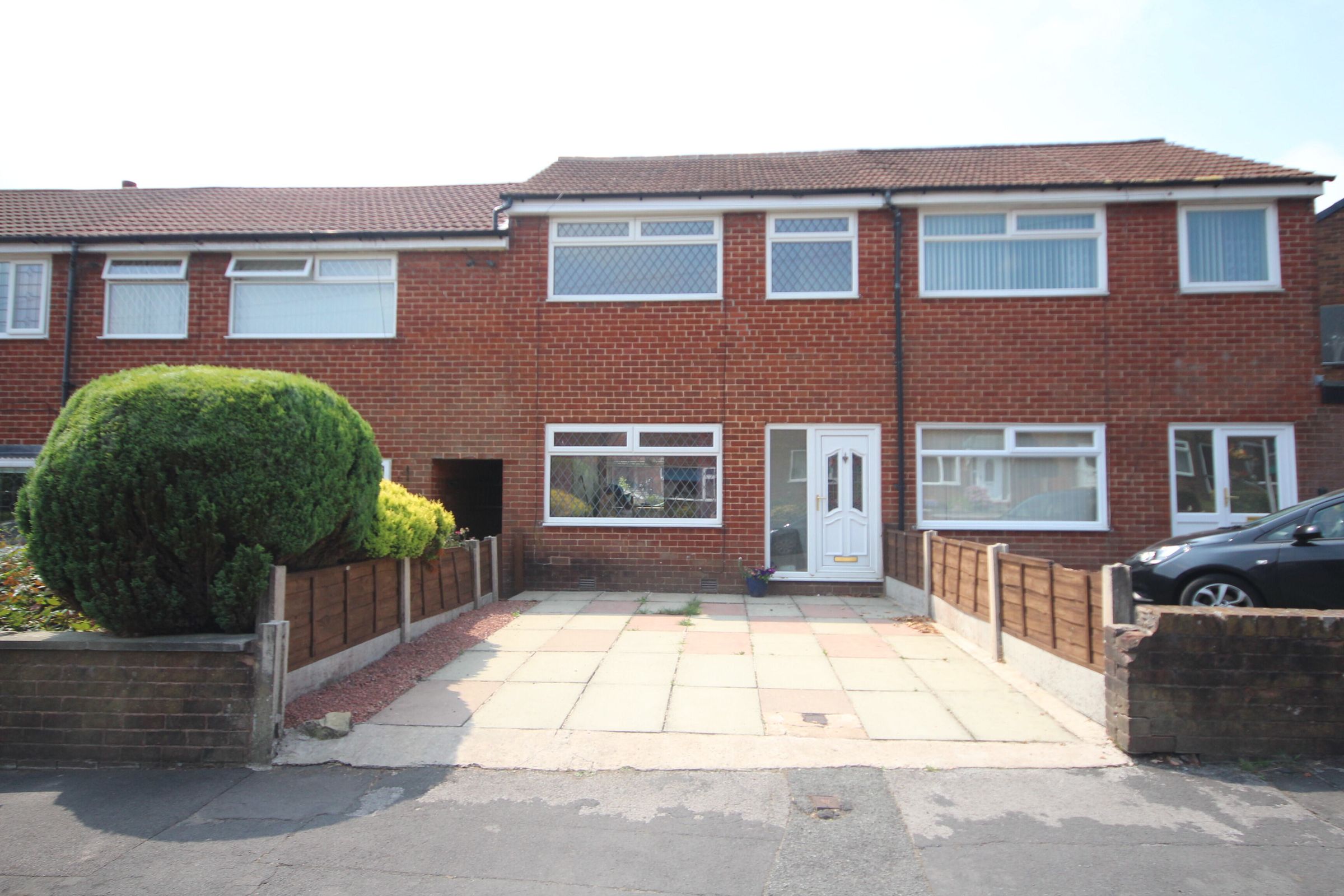 2 bed mews house to rent in Lower House Walk, Bromley Cross, Bolton