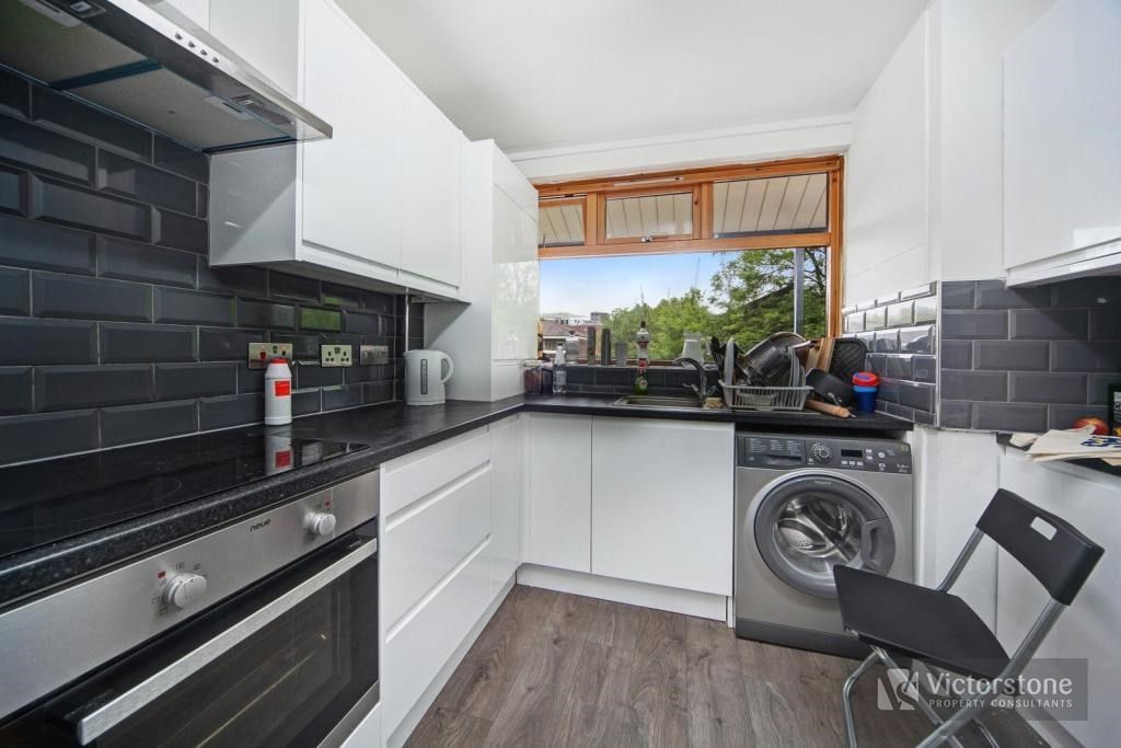 3 bed flat to rent in Stonehouse, Plender Street, Camden, London NW1