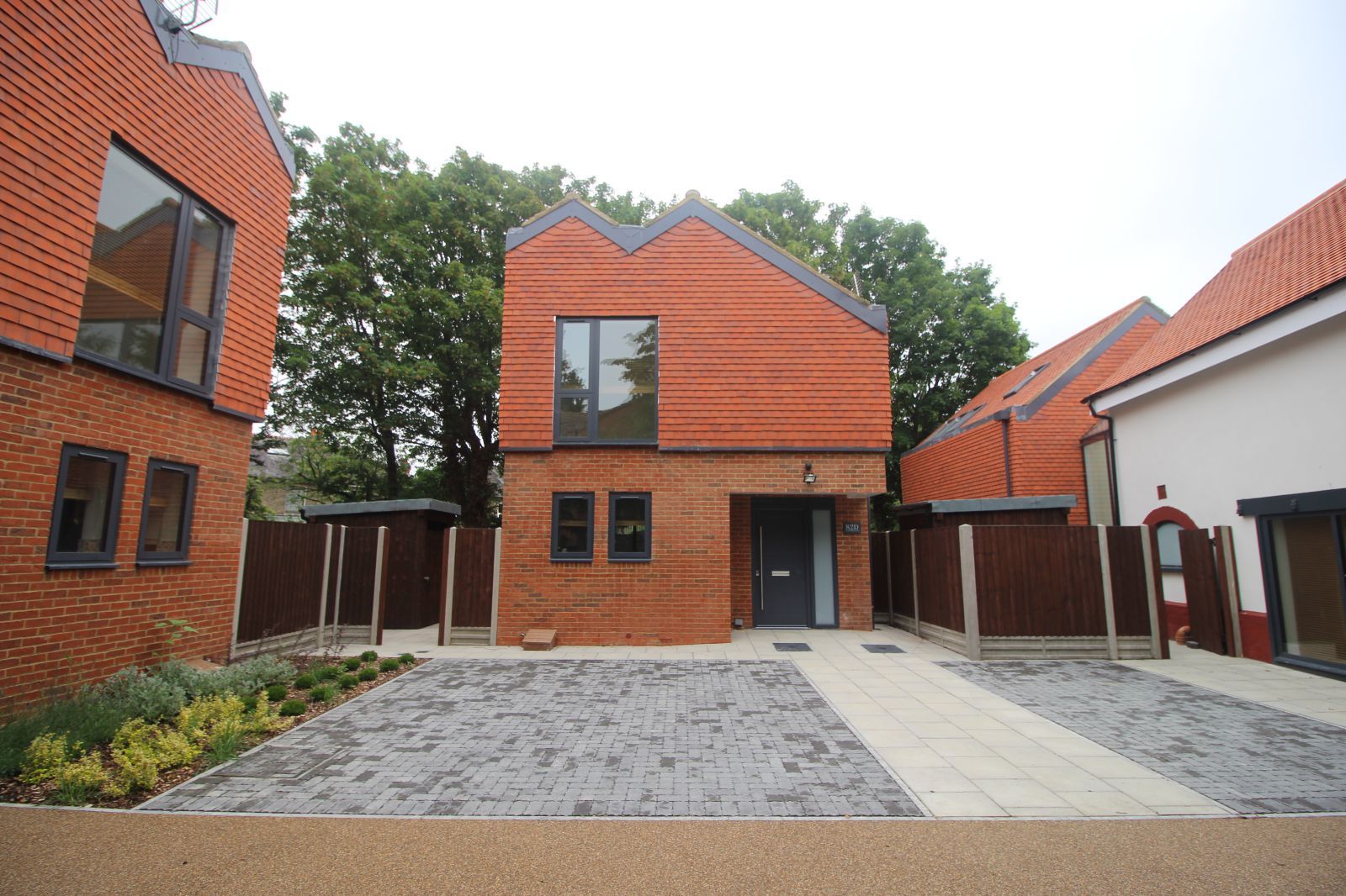 3 bed detached house to rent in Aldersbrook Road, Manor Park E12 Zoopla