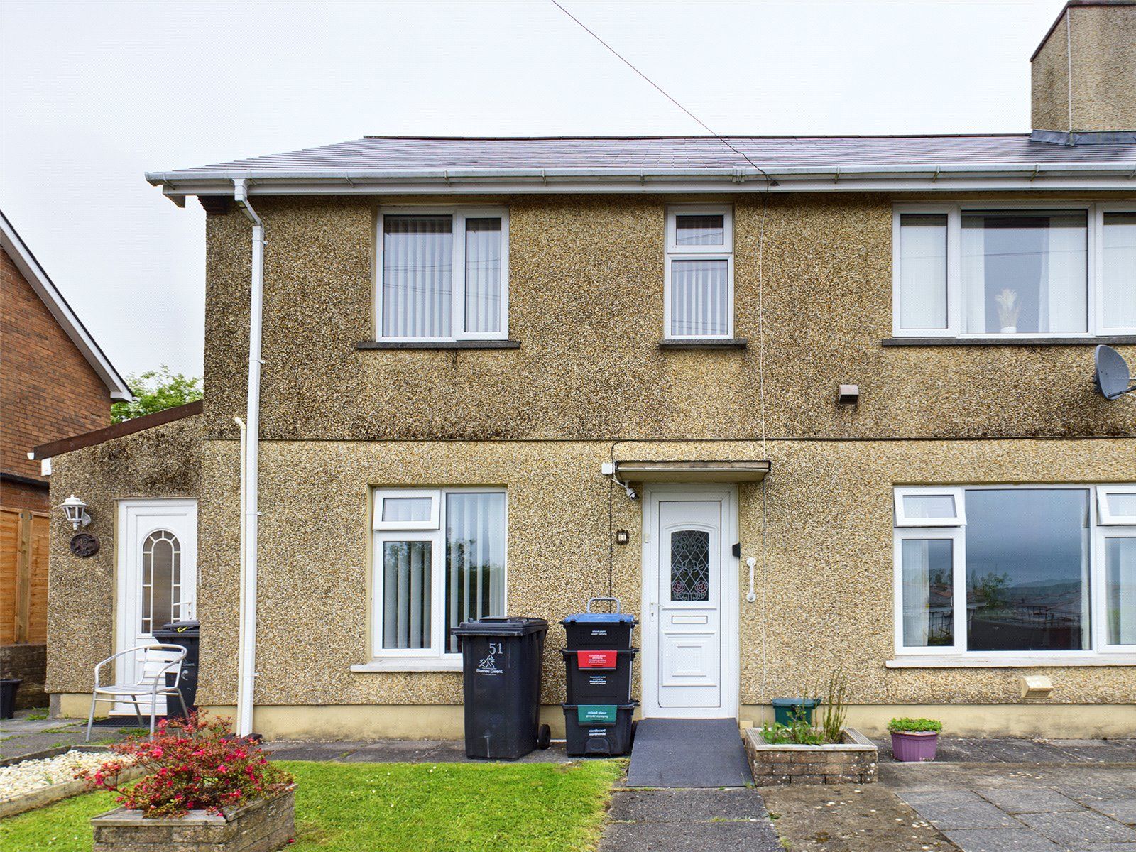 2 bed flat for sale in Honeyfield Road, Rassau, Ebbw Vale, Blaenau