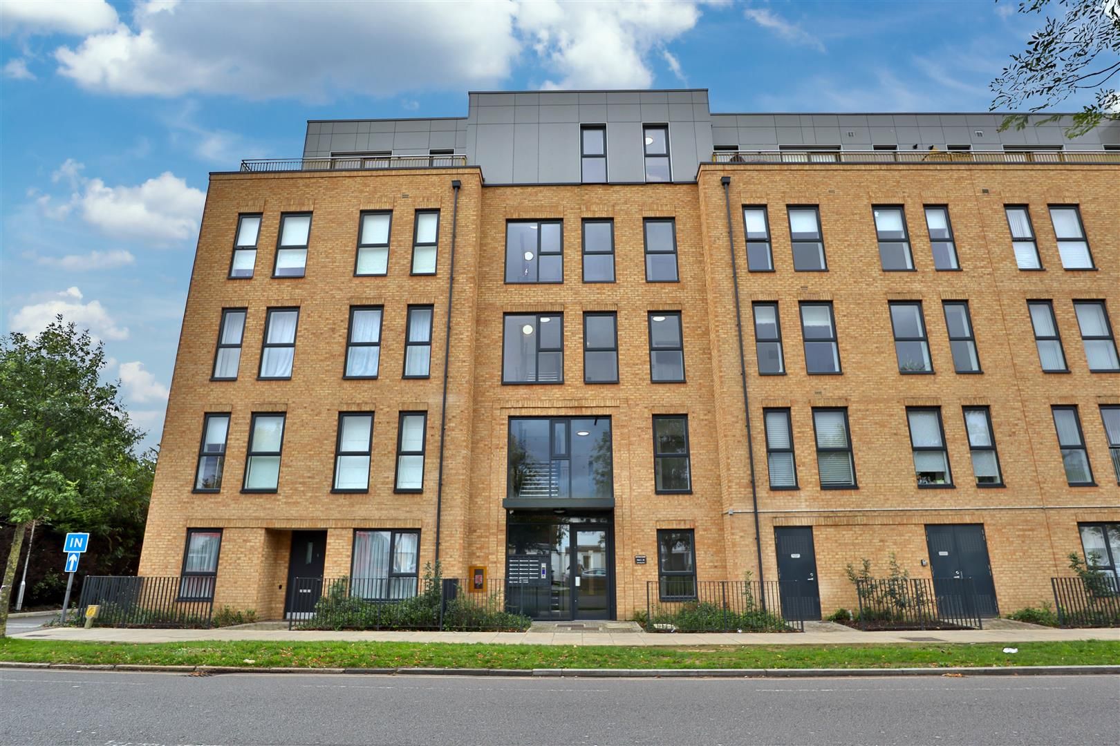 1 bed flat for sale in Ruislip Road, Greenford UB6 Zoopla