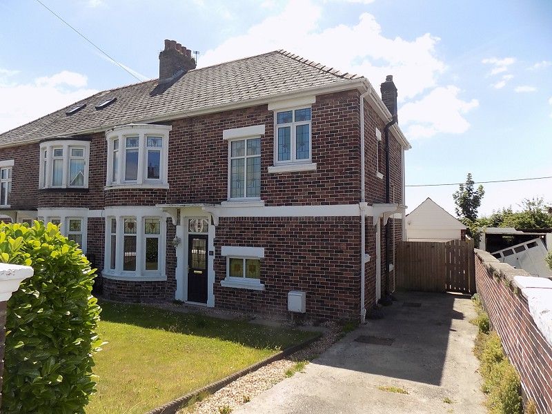 4 bed semidetached house for sale in Bryntirion Hill, Bridgend