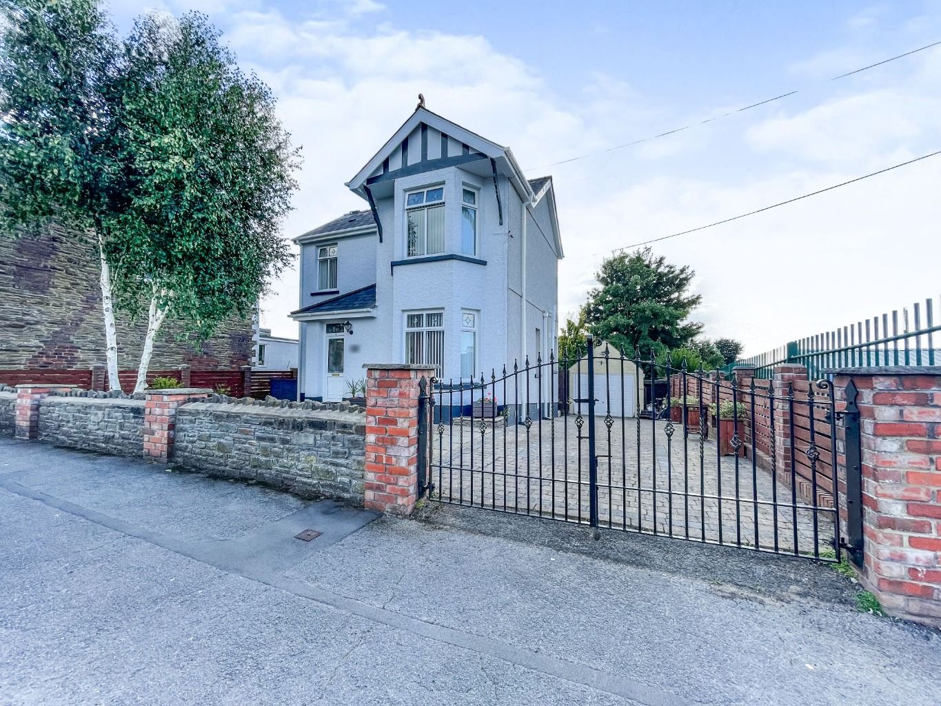 4 bed detached house for sale in James Street, Pontarddulais, Swansea