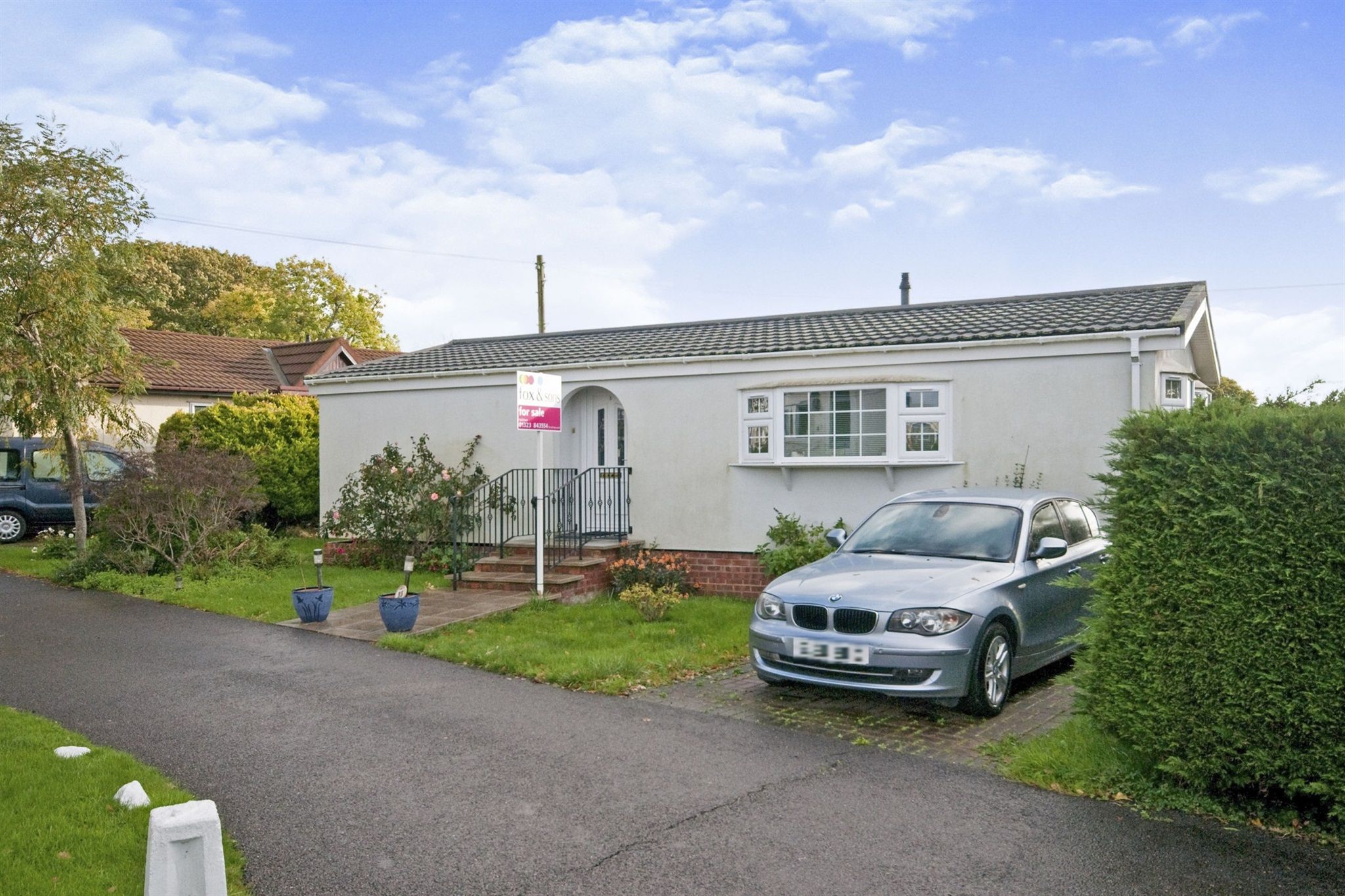 2 bed mobile/park home for sale in Lion House Park, Mill Road, Hailsham