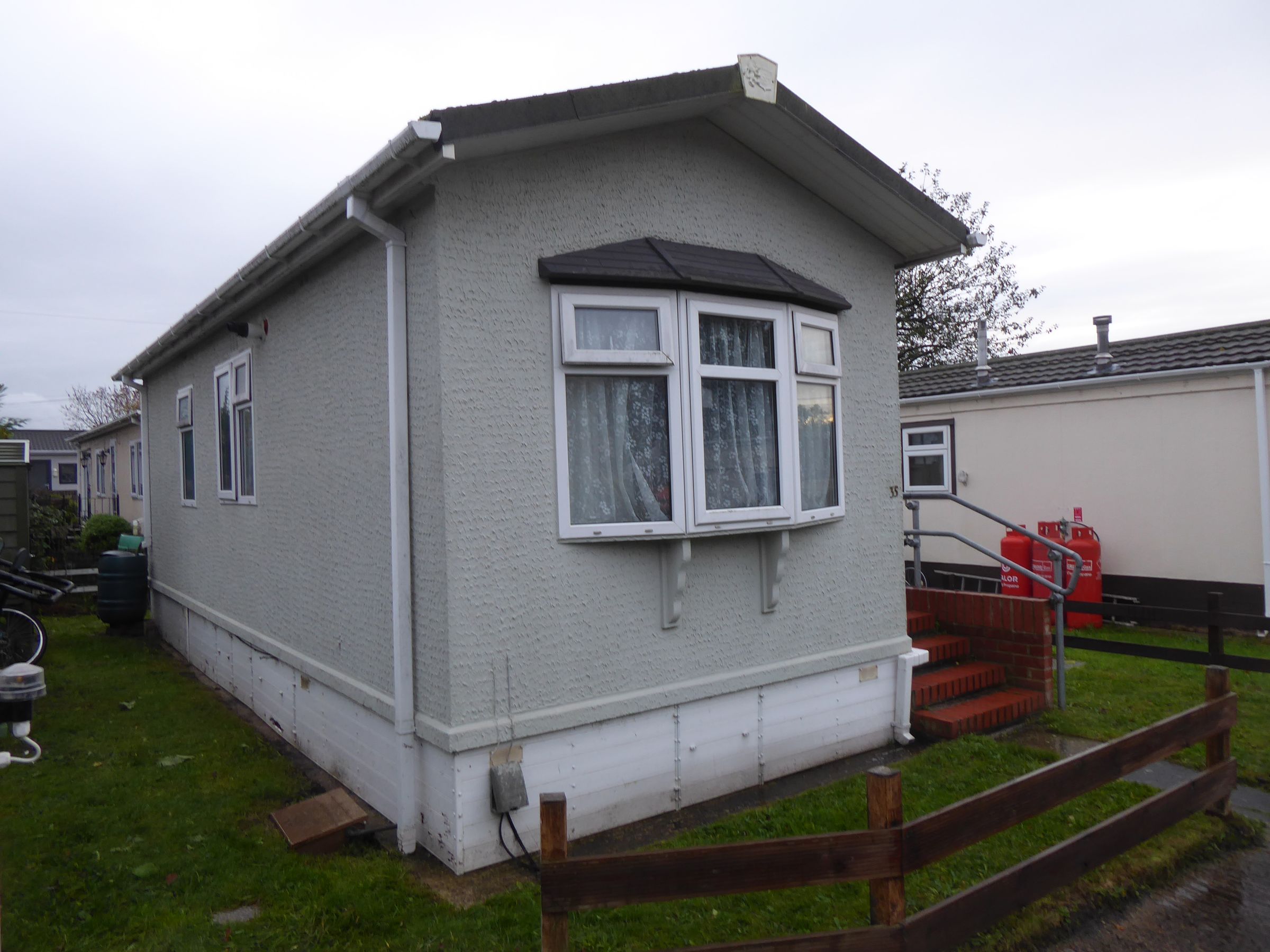 1 bed mobile/park home for sale in Martins Park, Sandy Lane, Cove