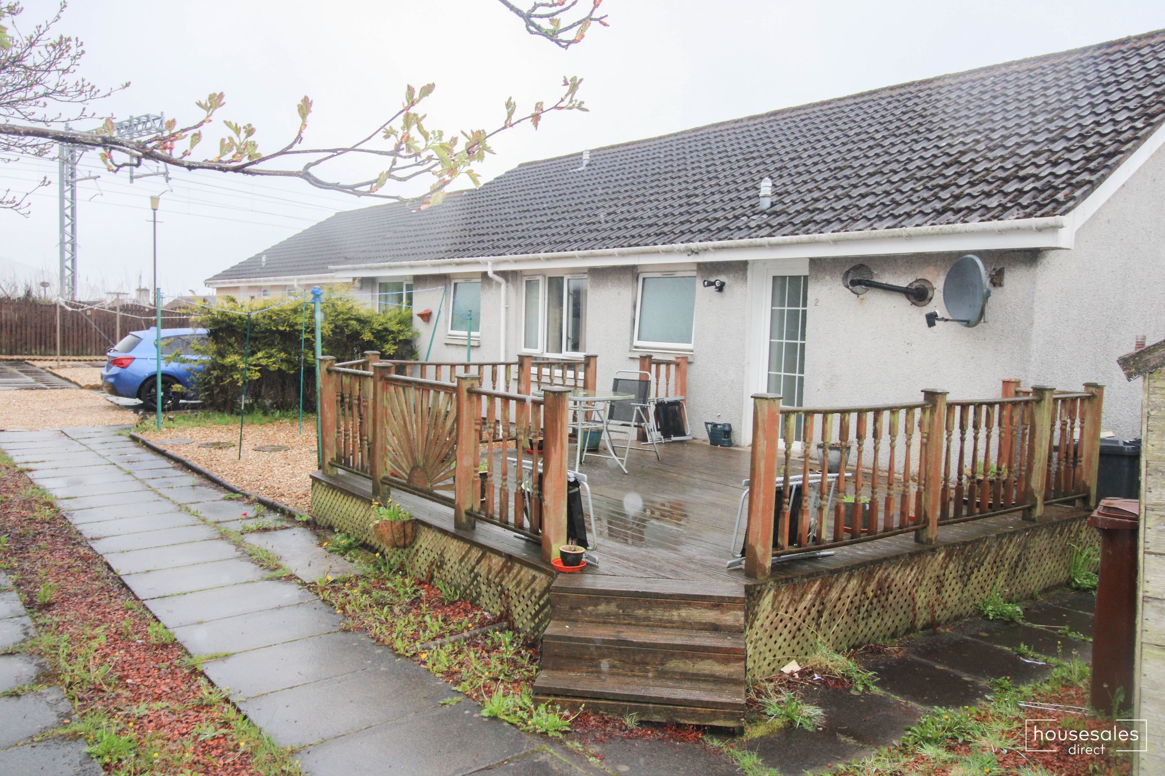 3 bed semidetached bungalow for sale in Currieknowe, Shotts ML7 Zoopla