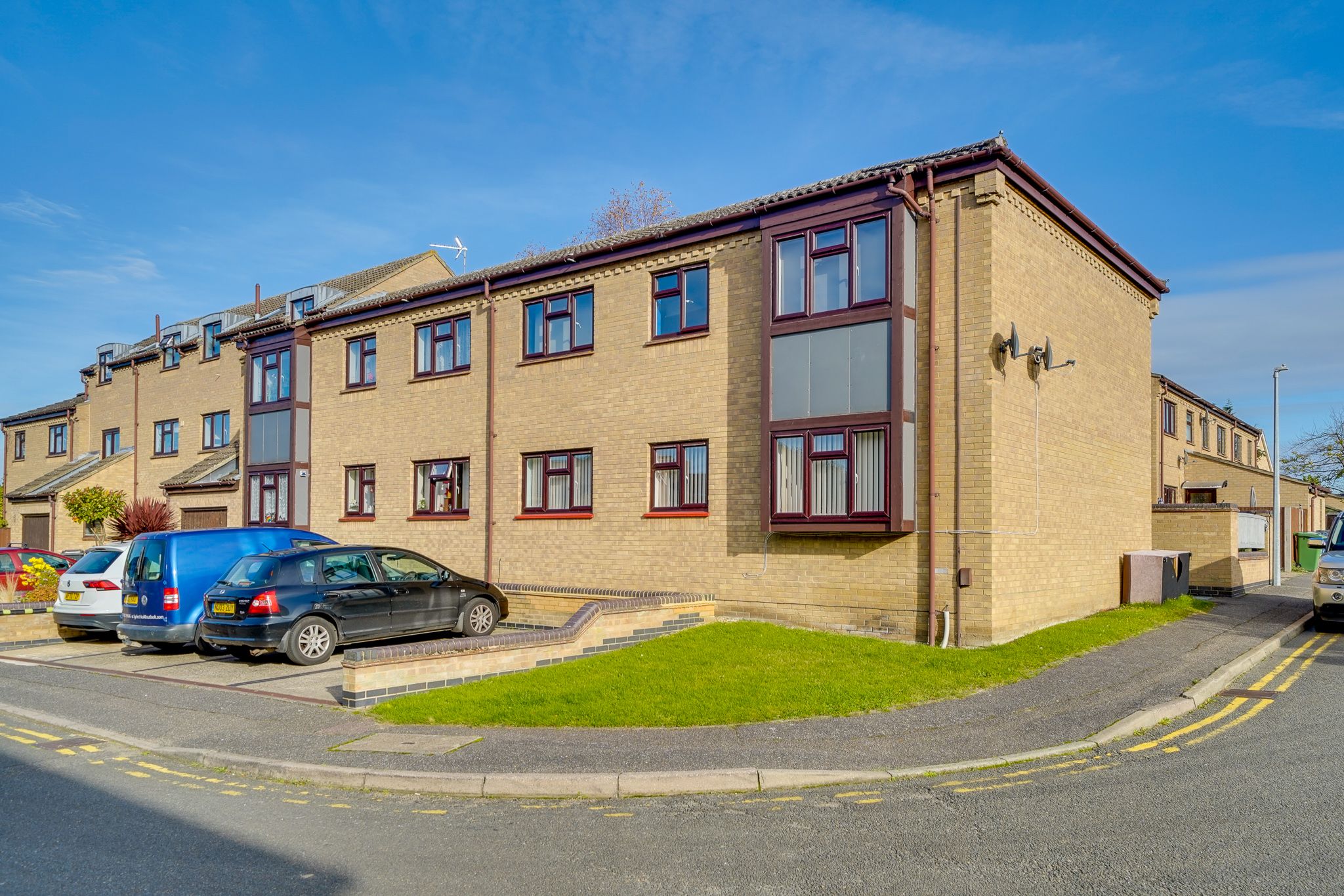 2 bed flat to rent in Orchard Road, Sawston, Cambridge CB22 Zoopla