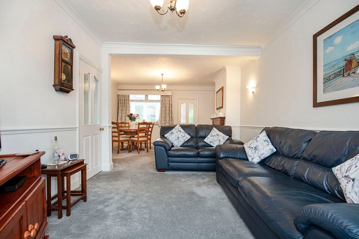 3 bed semidetached house for sale in Smorrall Lane, Bedworth