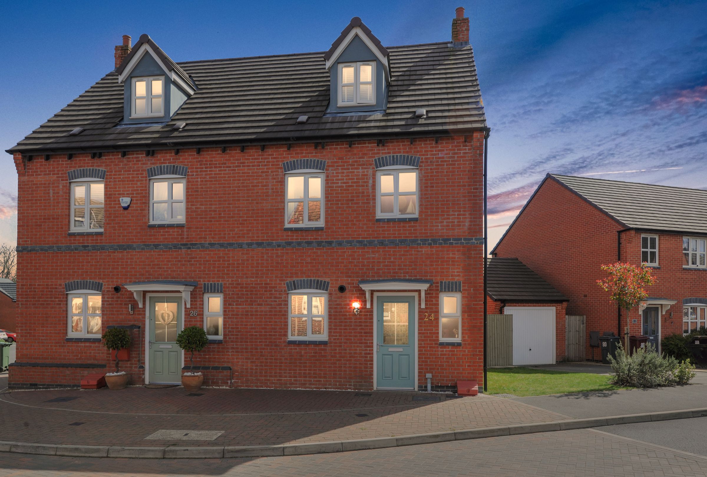 4 bed semidetached house for sale in Burton Street, Wingerworth