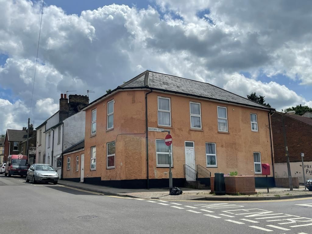 123 Gardiner Street, Gillingham, Kent ME7  